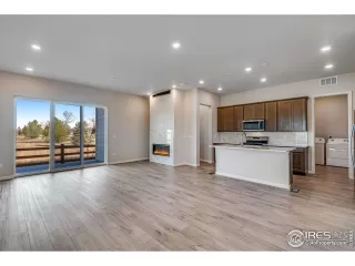 Photo #2: 1023935 Listing