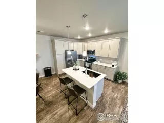 Photo #3: 1024023 Listing