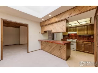 Photo #5: 1024058 Listing 