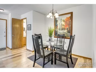 Photo #5: 1024164 Listing