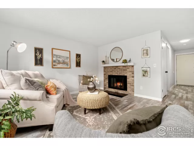 MLS: 1024179 Condo For Sale