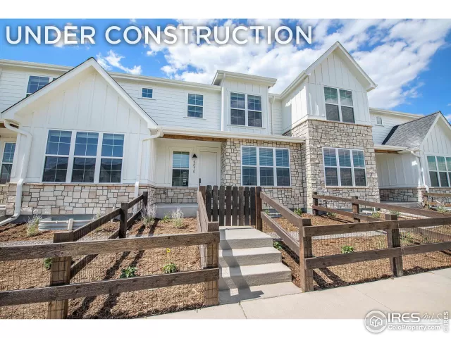 MLS: 1024184 Condo For Sale