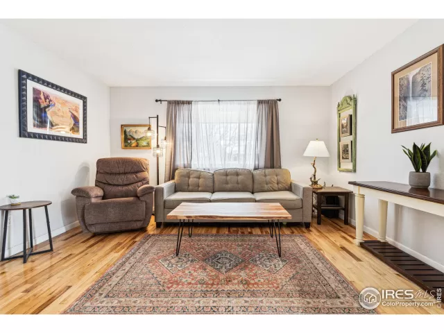 MLS: 1024203 Condo For Sale