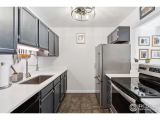 Photo #3: 1024203 Listing