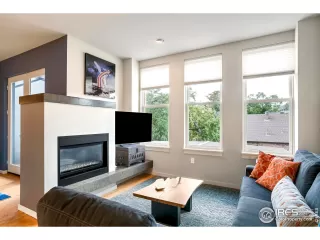 Photo #3: 1024221 Listing 