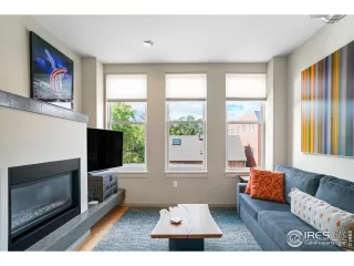 Photo #4: 1024221 Listing 