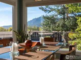 Photo #4: 1024224 Listing