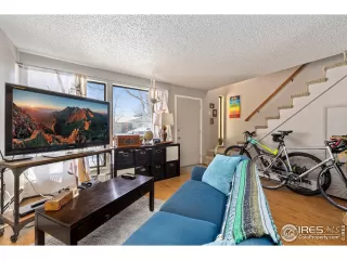 Photo #3: 1024263 Listing