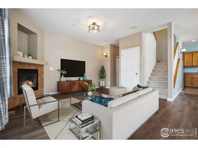 MLS: 1024302 Condo For Sale