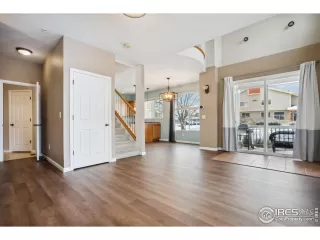 Photo #6: 1024302 Listing 