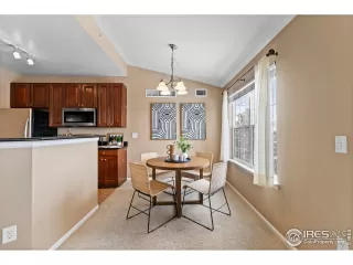 Photo #4: 1024315 Listing 