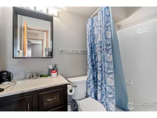 Photo #6: 1024409 Listing