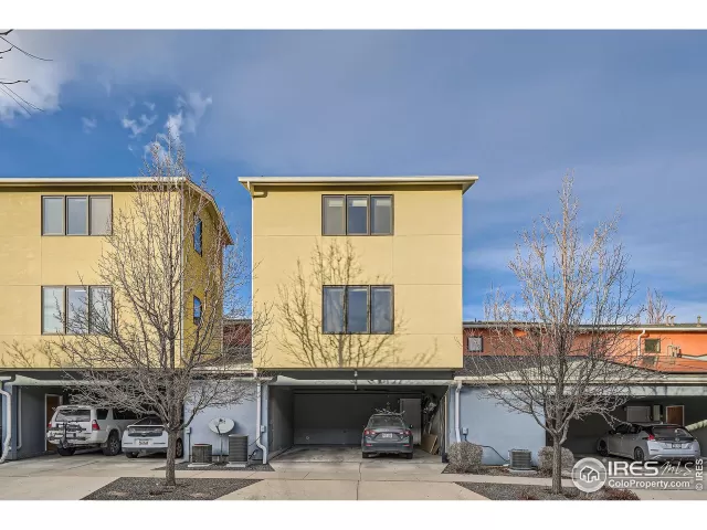 MLS: 1024467 Condo For Sale