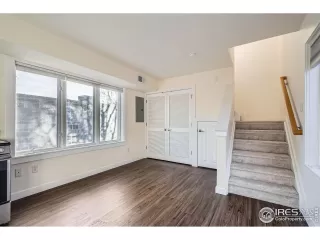 Photo #6: 1024467 Listing 