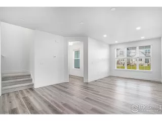 Photo #2: 1024499 Listing