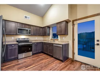 Photo #3: 1024507 Listing 