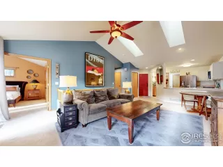 Photo #3: 1024510 Listing