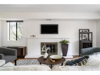 Photo #3: 1024515 Listing