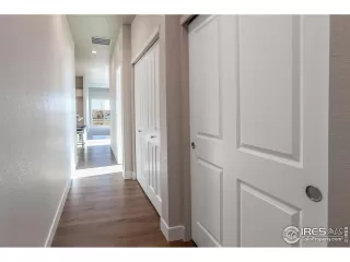 Photo #5: 1024537 Listing