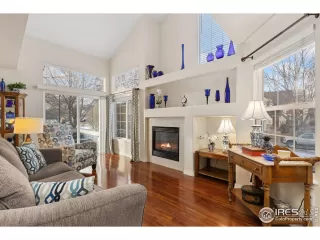 Photo #3: 1024656 Listing