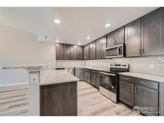 Photo #2: 1024762 Listing