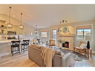 Photo #5: 1024781 Listing 