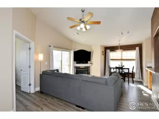 Photo #4: 1024800 Listing 