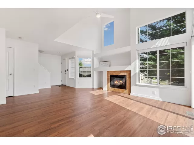 MLS: 1024805 Condo For Sale