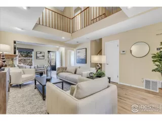 Photo #4: 1024822 Listing
