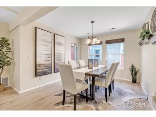 Photo #6: 1024822 Listing