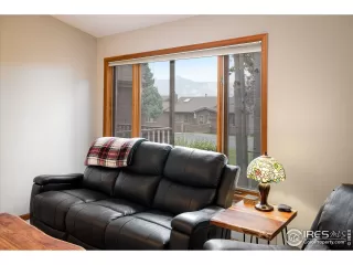 Photo #5: 1024968 Listing