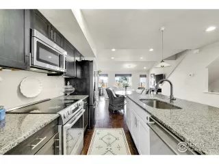 Photo #4: 1025015 Listing