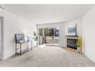 Photo #3: 1025022 Listing