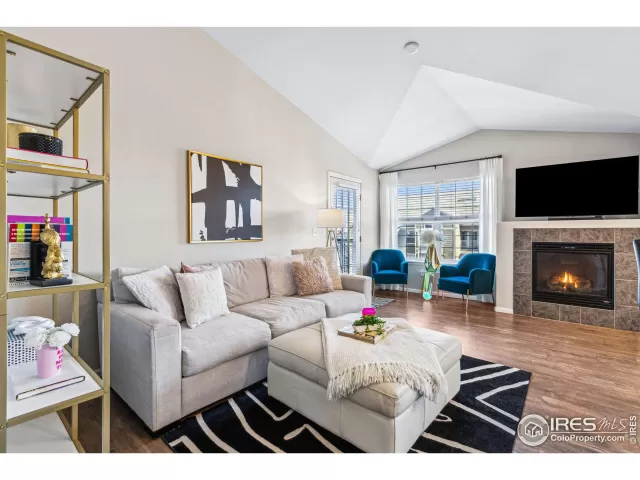 MLS: 1025070 Condo For Sale