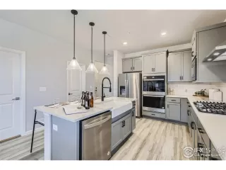 Photo #1: 1025087 Listing 