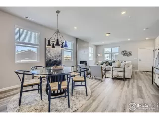 Photo #5: 1025087 Listing 