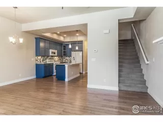 Photo #6: 1025184 Listing 