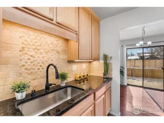 Photo #6: 1025252 Listing 