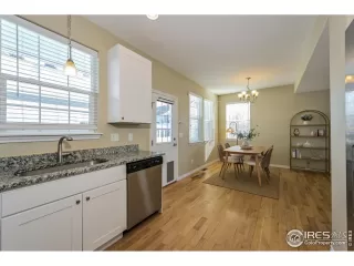 Photo #4: 1025261 Listing