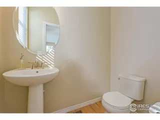 Photo #5: 1025261 Listing