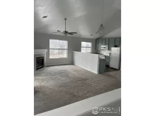 Photo #2: 1025316 Listing