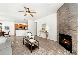 Photo #5: 1025357 Listing