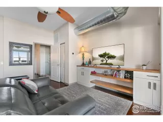 Photo #3: 1025395 Listing