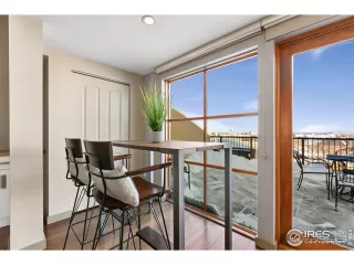 Photo #6: 1025395 Listing