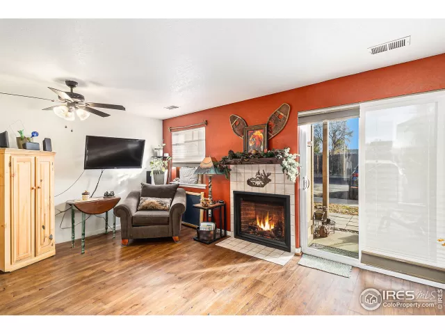 MLS: 1025558 Condo For Sale