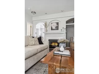 Photo #6: 1025588 Listing 