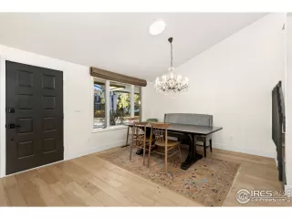 Photo #3: 1025599 Listing