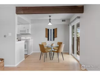 Photo #2: 1025614 Listing