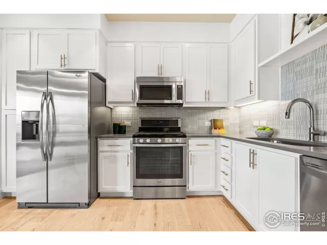 MLS: 1025629 Condo For Sale