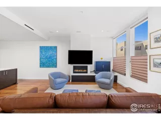 Photo #1: 1025654 Listing 